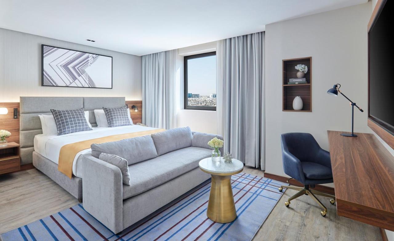 Hotel Crowne Plaza Palace By Ihg 4*