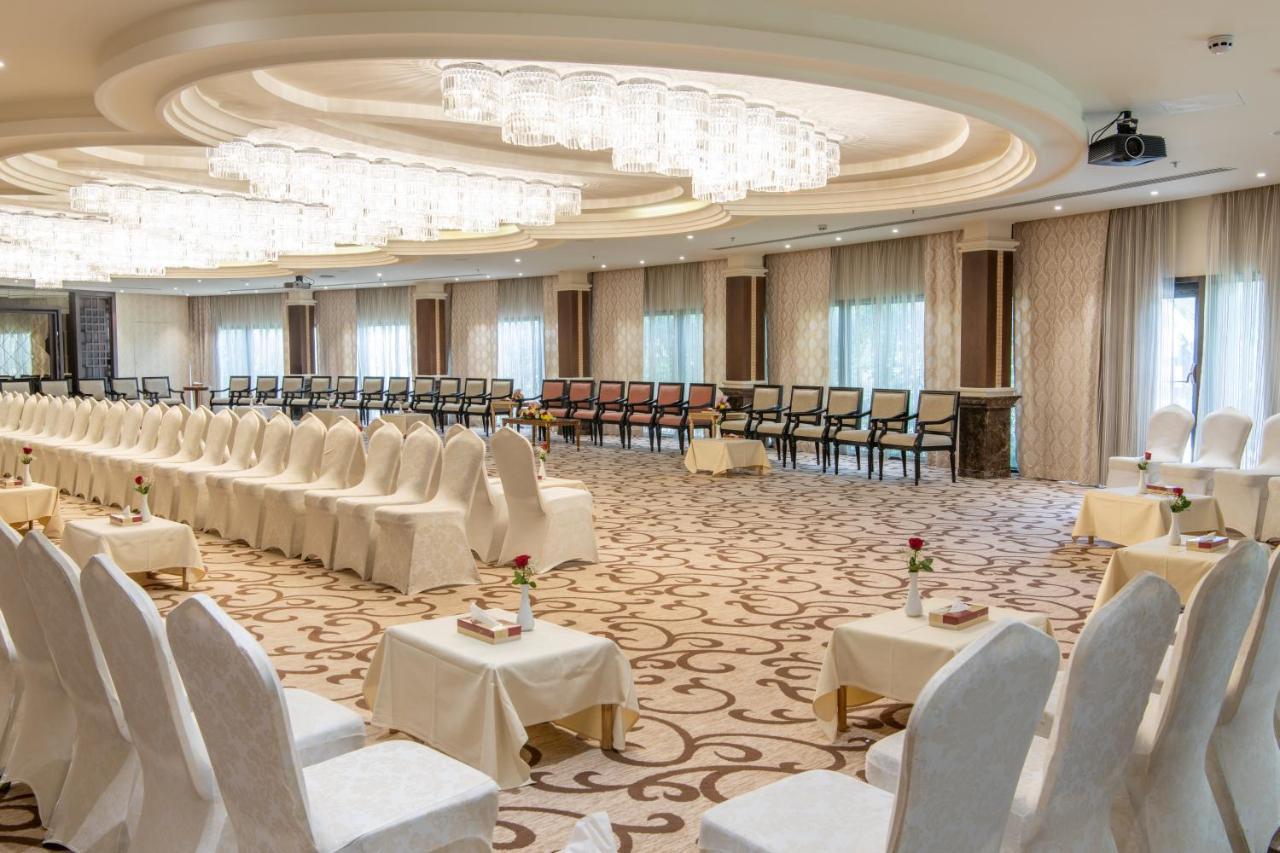 Crowne Plaza Palace By Ihg Hotel Riyad